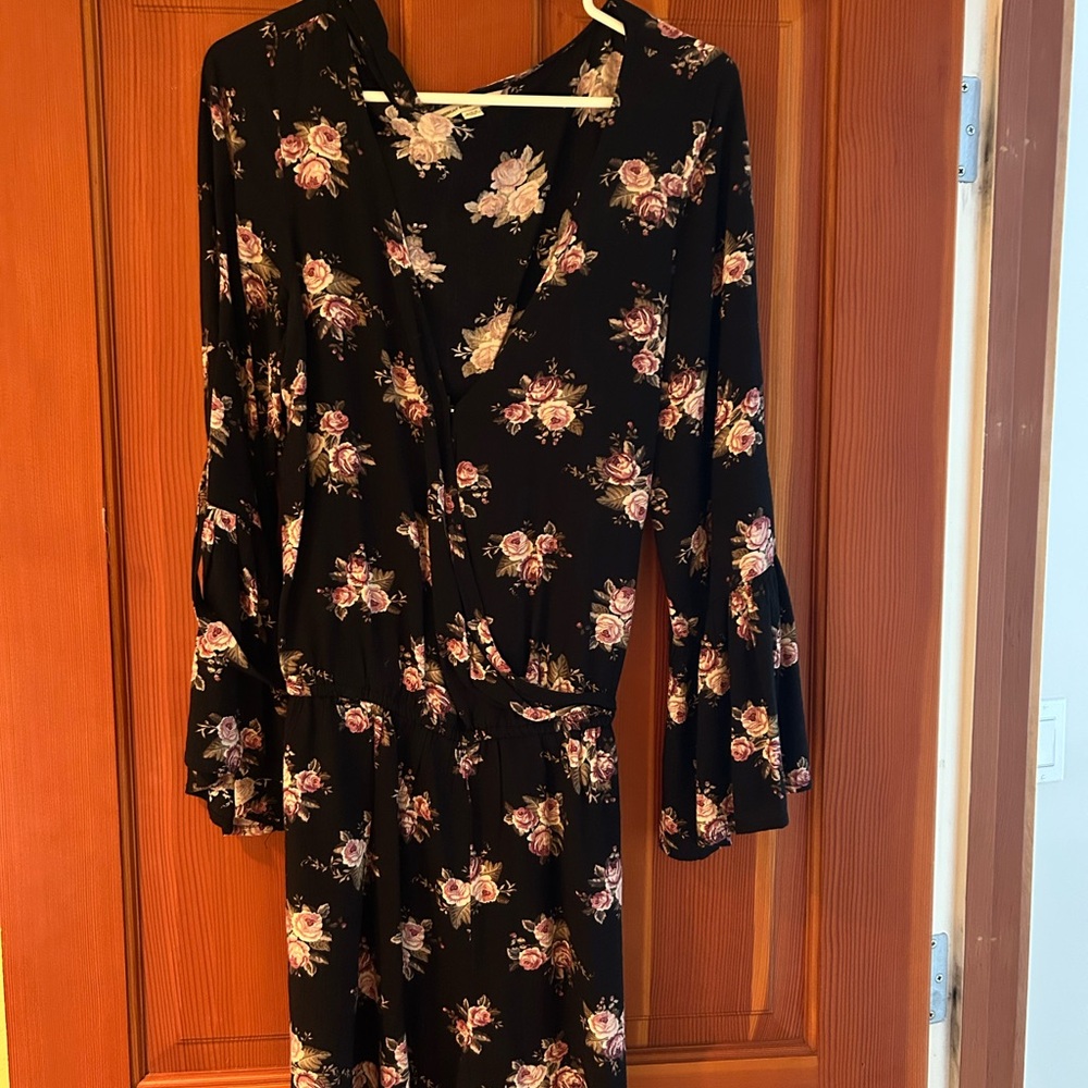 American Eagle Outfitters Black Floral Long Sleeve Romper